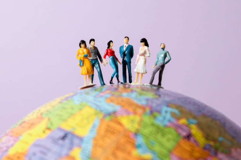 Как дружба с коллегами делает нас счастливыми